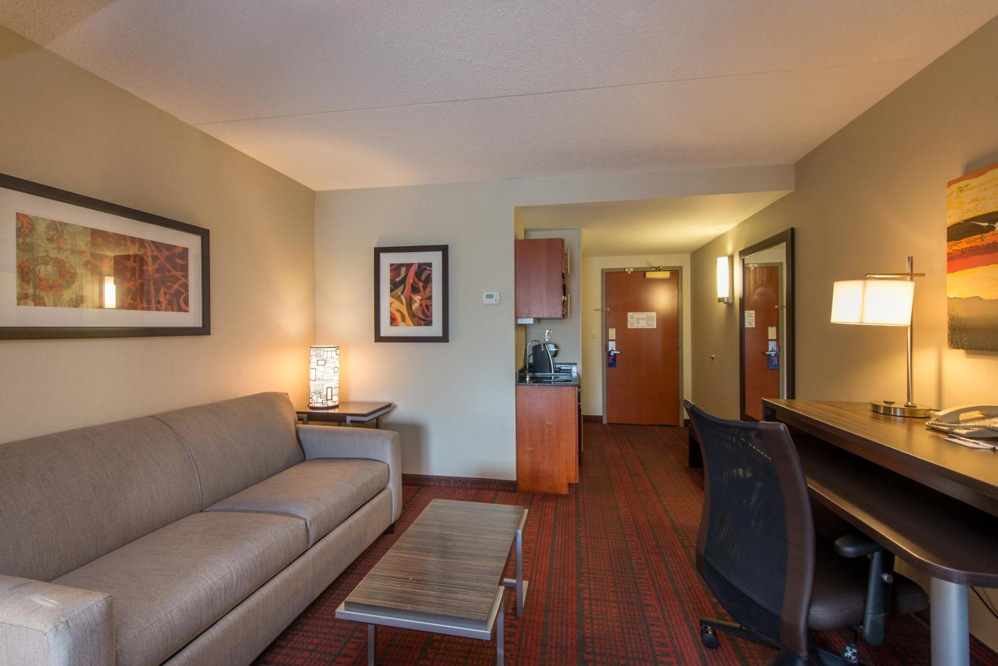 Holiday Inn Express Hotel & Suites Auburn By Ihg Exterior foto