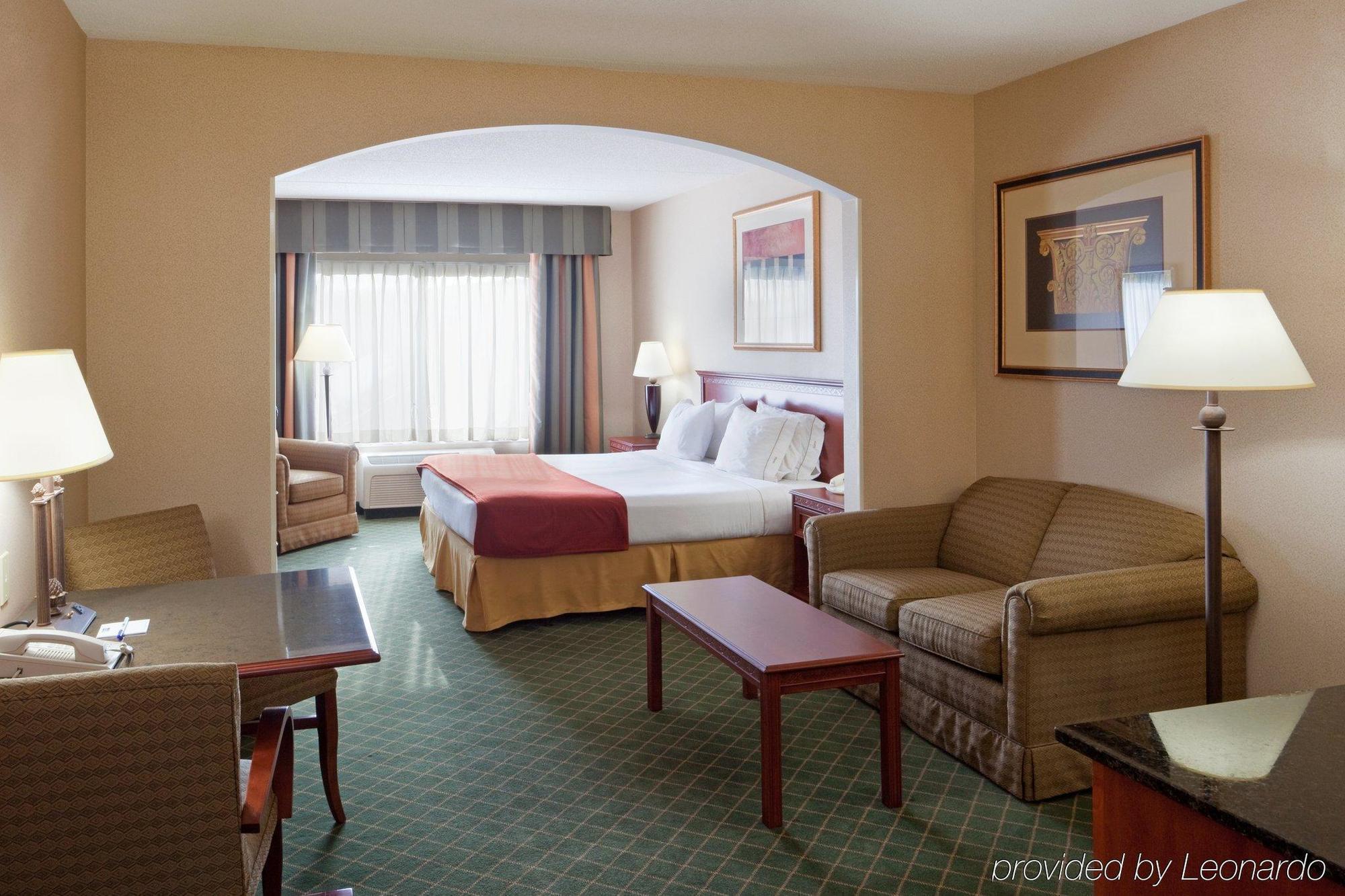 Holiday Inn Express Hotel & Suites Auburn By Ihg Habitación foto